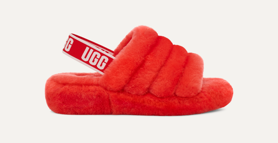Red fluffy ugg slides discount